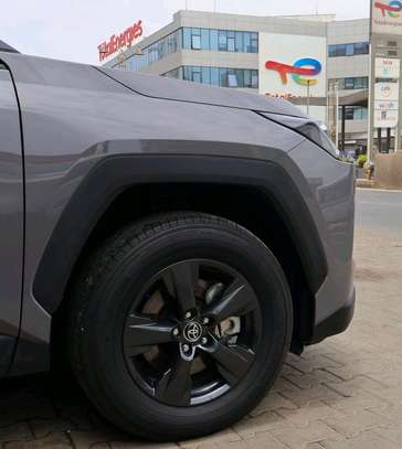 Toyota RAV4 2026 image 10