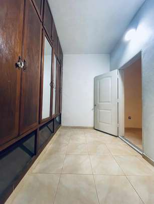 Appartement spacieux à Liberté 6 Extension image 15