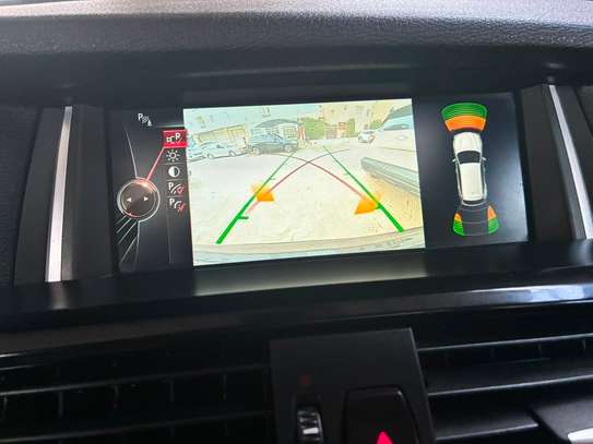 BMW X3 image 2