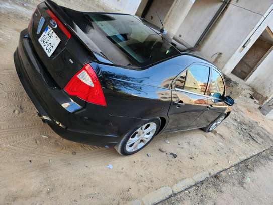 Ford Fusion 2012 image 10