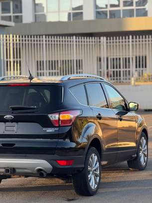 Ford escap Titanuim année 2018 image 10