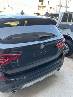 BMW image 2