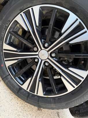 MITSHUBISHI ECLIPSE CROSS image 8