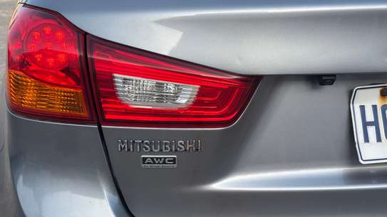 Mitsubishi rvr Venat 2016 image 15