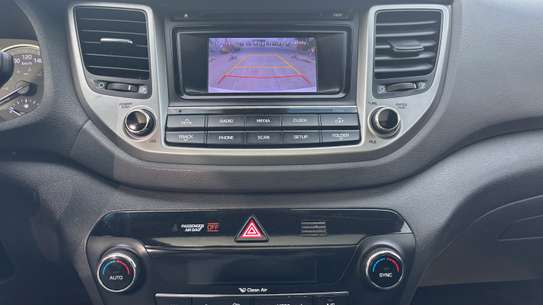 HYUNDAI TUCSON VENANT image 10