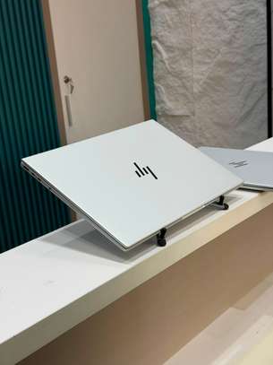 Hp elitebook 8 G1a 16 image 3