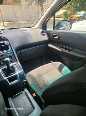 Peugeot 5008 image 10
