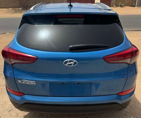 Hyundai Tucson image 3