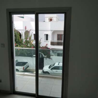 Maison 6 chambres à louer côté marina bay Almadies image 8