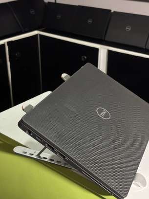 Dell latitude 7300 image 8