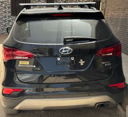 Hyundai Santafe 2017 Sport 4x4 image 3