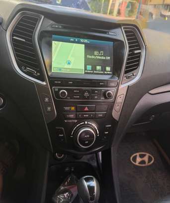 Hyundai Santafe 2016 image 5