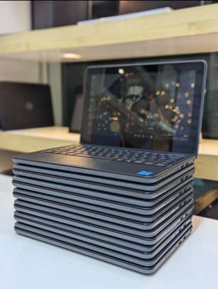 Dell latitude 3120 image 9