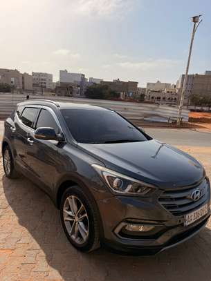 Hyundai santafe 2016 image 2