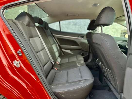Hyundai Elantra 2017 image 5