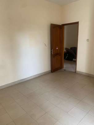 Appartement à louer Hann Mariste image 10