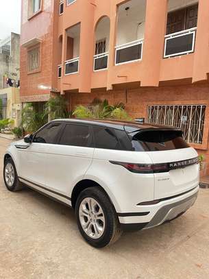 Range Rover Evoque 2021 SUV image 2
