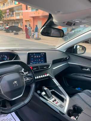 Peugeot  3008 🔘 Année :  *2017 🔘 image 5