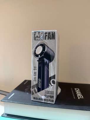 MINI VENTILATEUR PORTABLE image 3