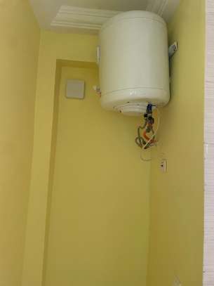 Appartement F4 spacieux, élairé et bien ventilé. image 8
