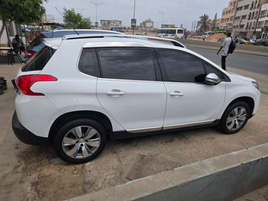 2017 Peugeot 2008 Modèle feline 1.6 e-HDi image 4