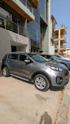 Kia sportage image 2