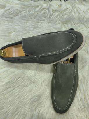 Mocassins LORO PIANA daim  homme confort et élégance image 2