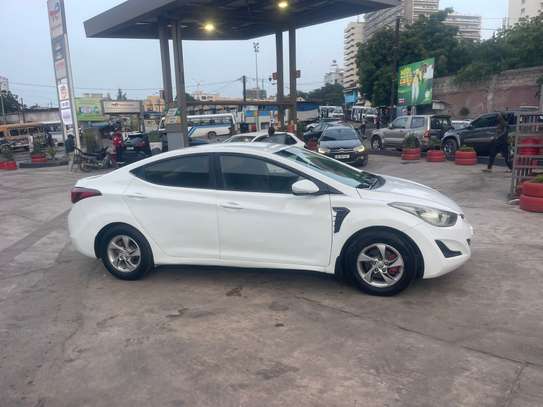 Hyundai Elantra 2015 image 2