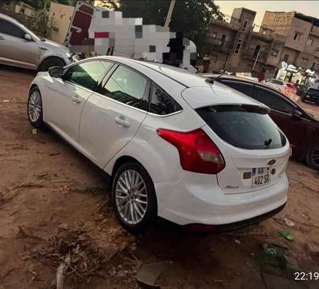 FORD FOCUS 2012 image 2