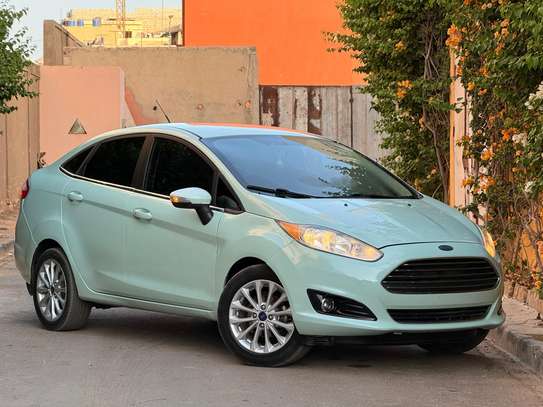 Ford fiesta 2017 image 2
