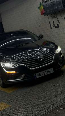 Location Renault SM6 image 5