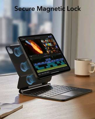 Clavier Magic iPad 13pouces (M4-M5) image 3