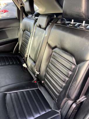 Ford Edge image 10