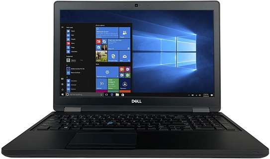 Dell 5570 i5 5th ram 8 15" pavé numérique image 5