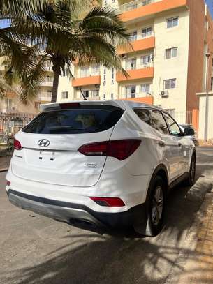 Hyundai santa fe image 12