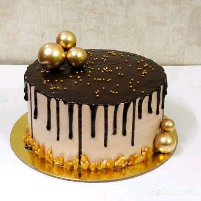 Gâteau chocolat gourmand moelleux cerises crème image 2