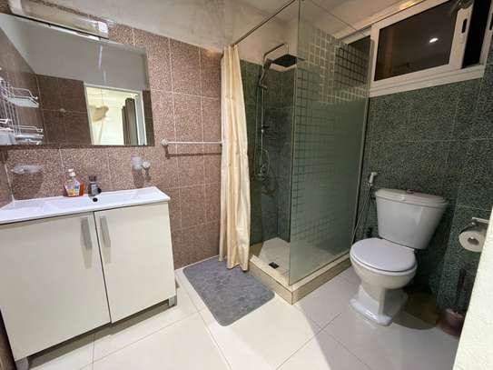 Bel appartement meublé vue mer Almadies image 6