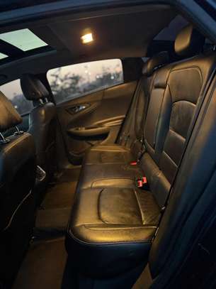 Chevrolet Malibu LT  année 2017 image 8