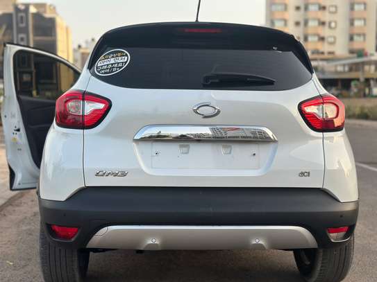 Renault Qm3 2017 image 11