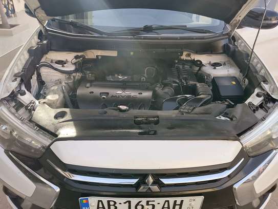 Rvr 2018 version 4x4 image 3