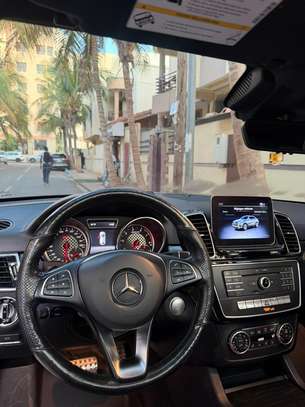Mercedes Benz GLE 43 2019 image 9