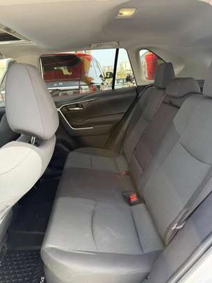 TOYOTA Rav4 2025 image 14