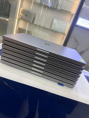MacBook Pro M1 Pro 16 Pouces Ram 32Go SSD 1To image 6