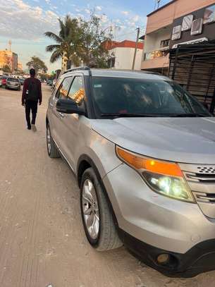 FORD EXPLORER 2013 image 2