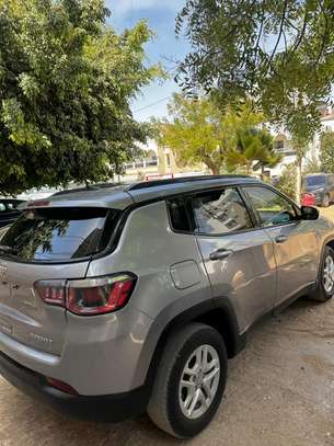 Voiture a vendre image 10