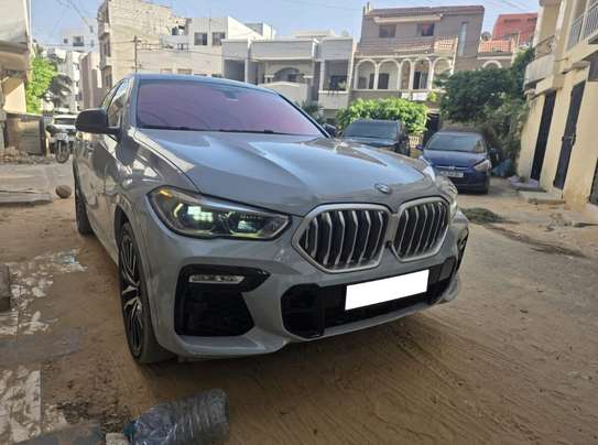 BMW X6 M - avec options rares à Dakar image 4