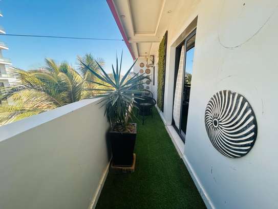 Appartement meublé aux Almadies image 14