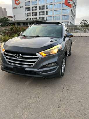 Hyundai Tucson image 2