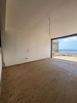 villa de plain-pied pieds dans l’eau Pointe des Almadies image 4