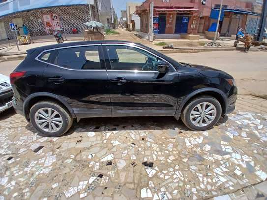 Nissan  QASHQAI 2018 image 2